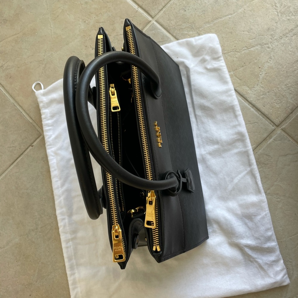 Prada Paradigm Saffiano and City Calf Tote NWOT - Picture 6 of 12